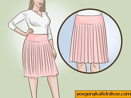 Како носити плисирану сукњу